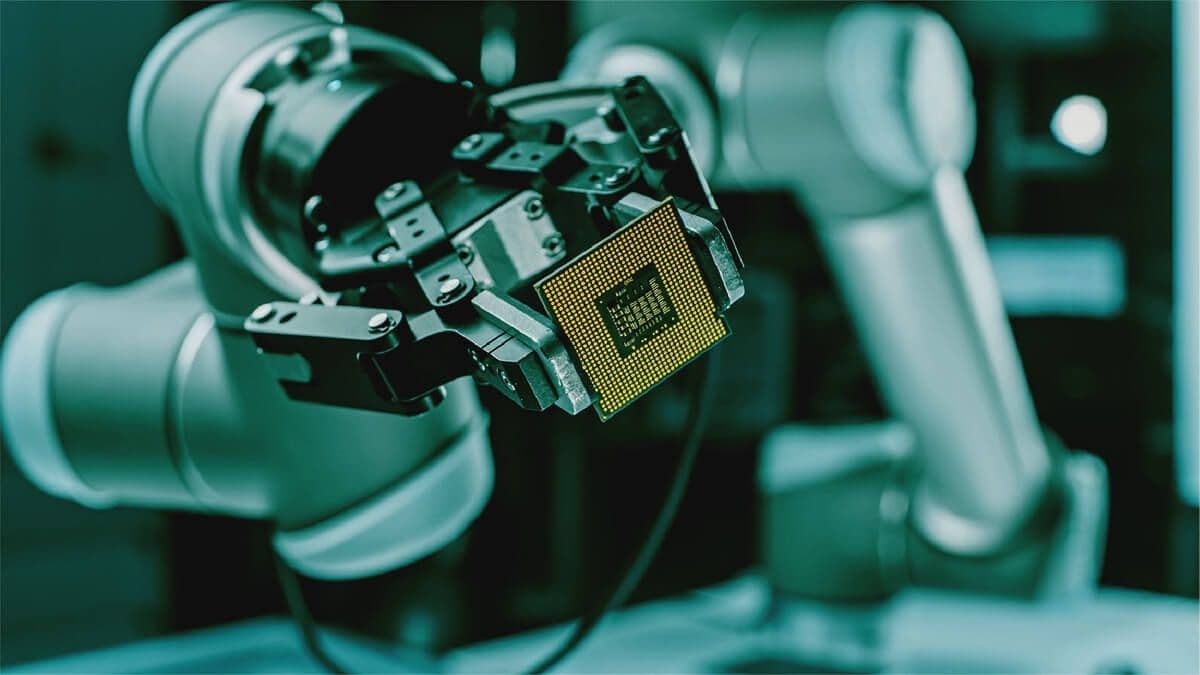 التصنيع الخفيف والصيانة